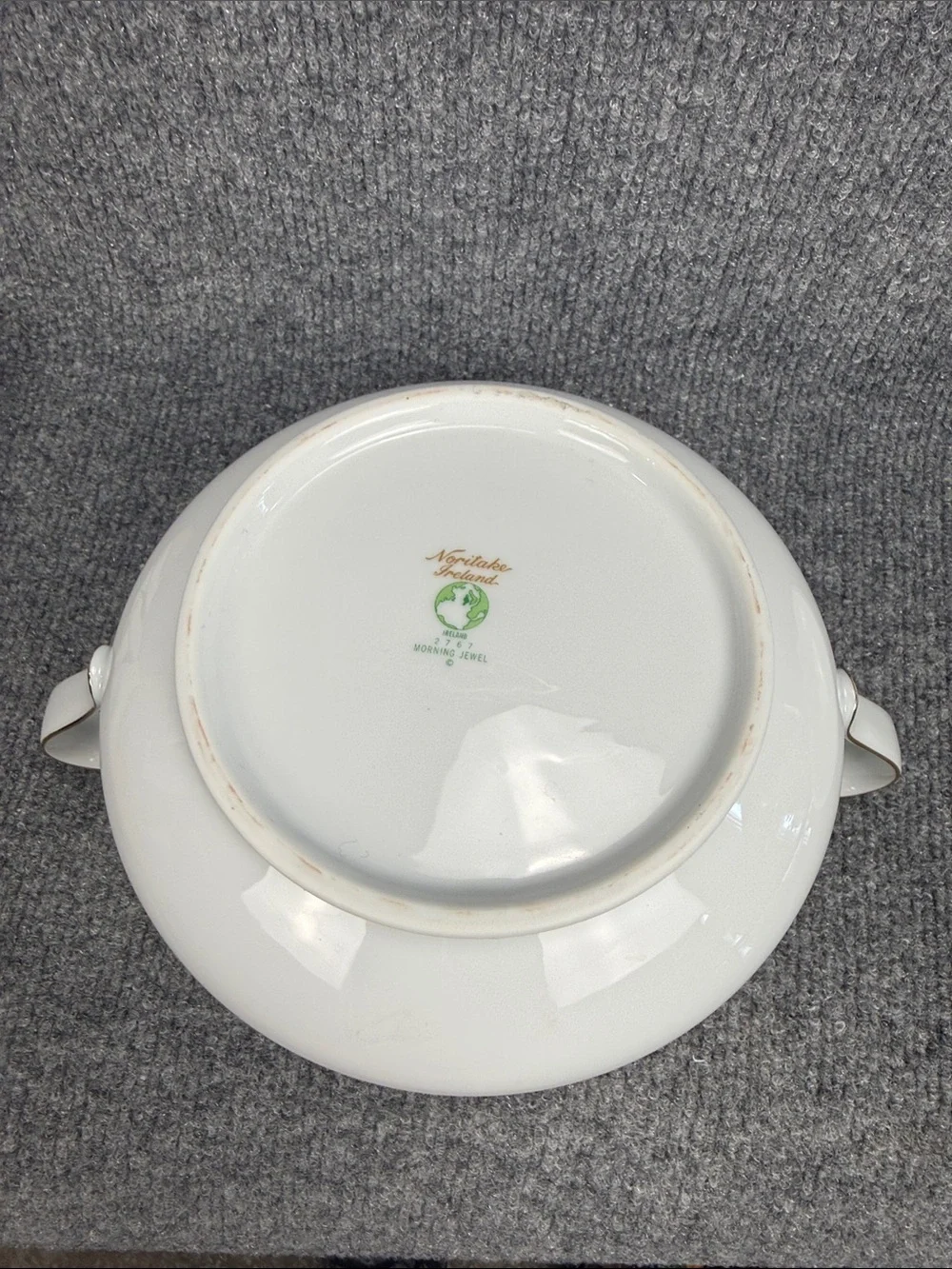Noritake Ireland Morning Jewel Pattern 2767 Round Covered Vegetable Server